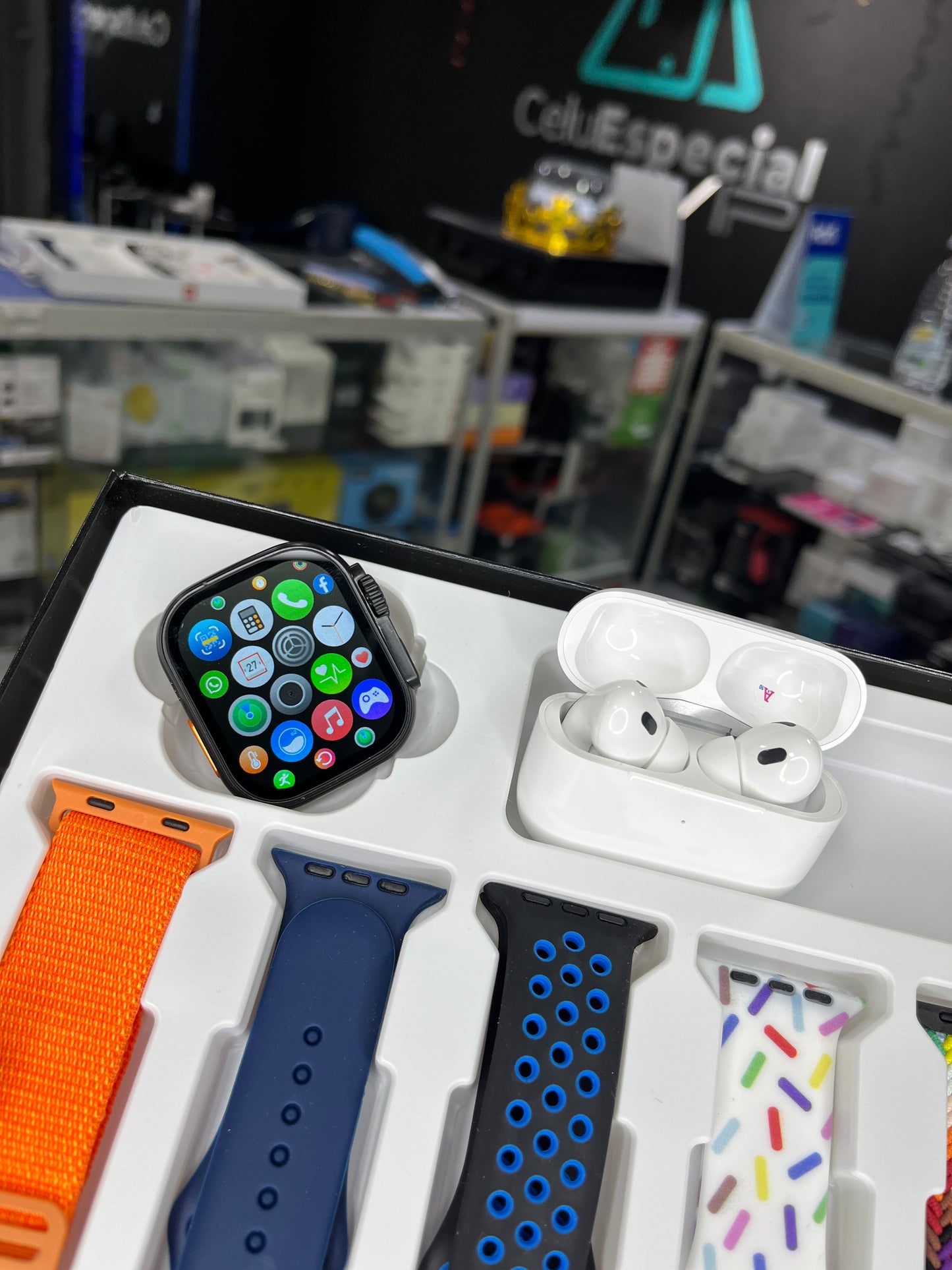 Combo Smartwatch ultra +Audífonos inalámbricos+7 Manillas+Protector
