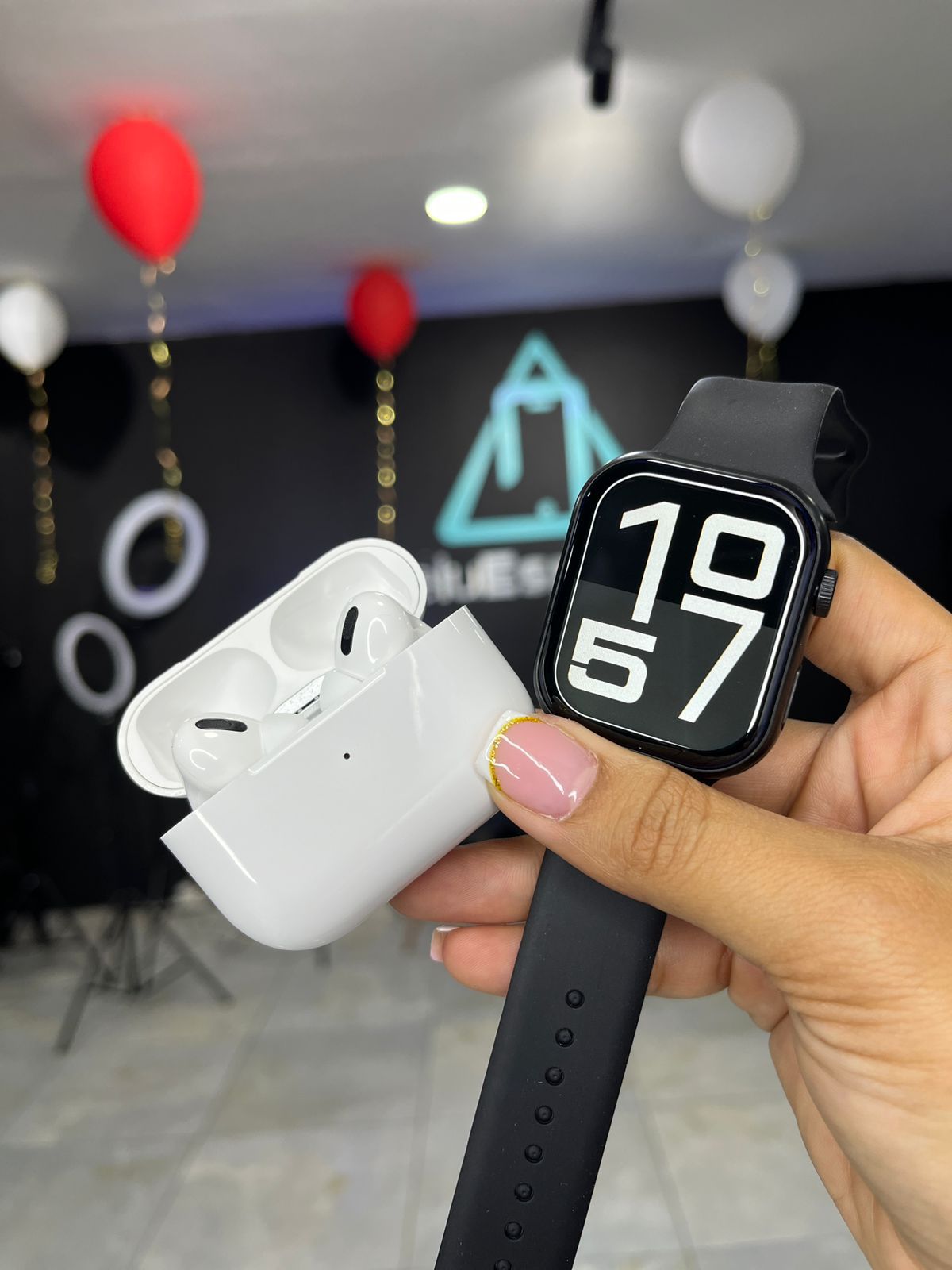 Smartwatch Serie 10 + Audifonos Tipo Pro 2 + 2 manillas GRATIS
