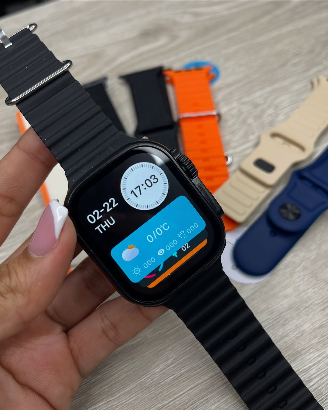 2X1 Smartwatch S10 Ultra + 14 Manillas